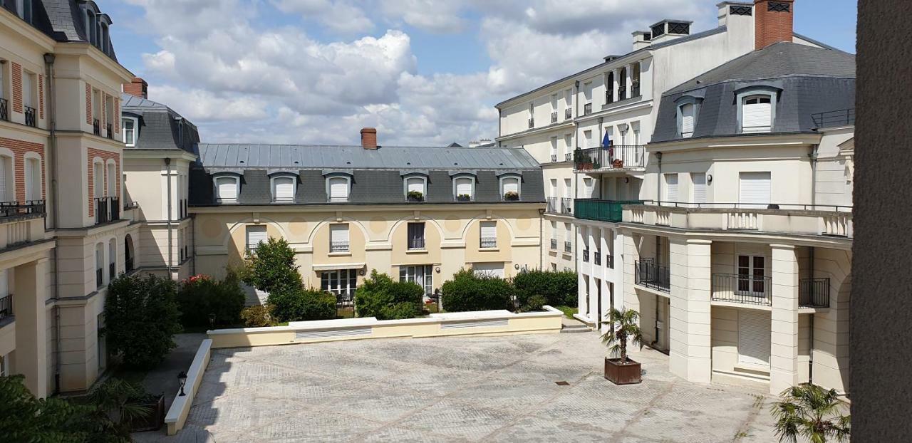 Cosy Apartment Carré Elysée Serris Exterior foto